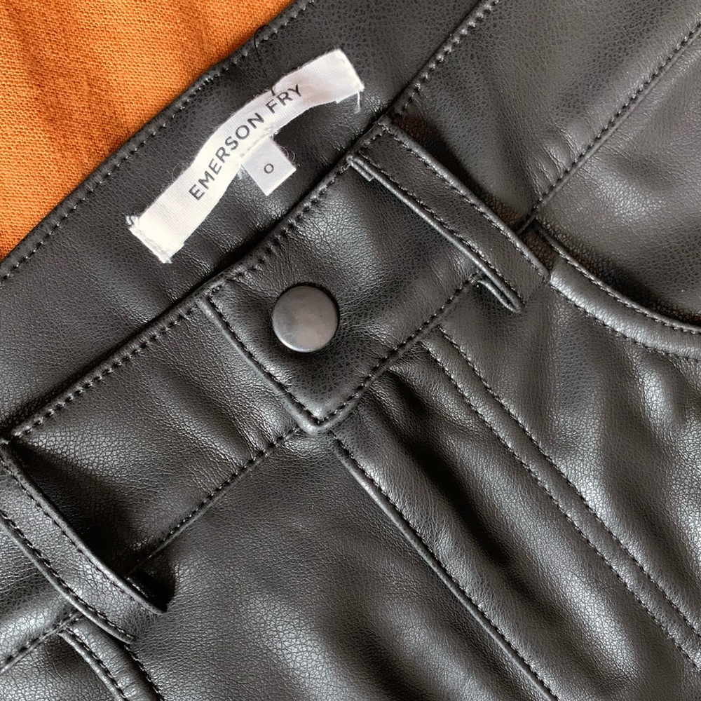 ✖️SOLD✖️ Emerson Fry Stella Vegan Leather Pant - Picture 6 of 6